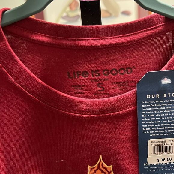 NWT Life is Good Red T-Shirt With Leaf Size Small #98 - Picture 2 of 5